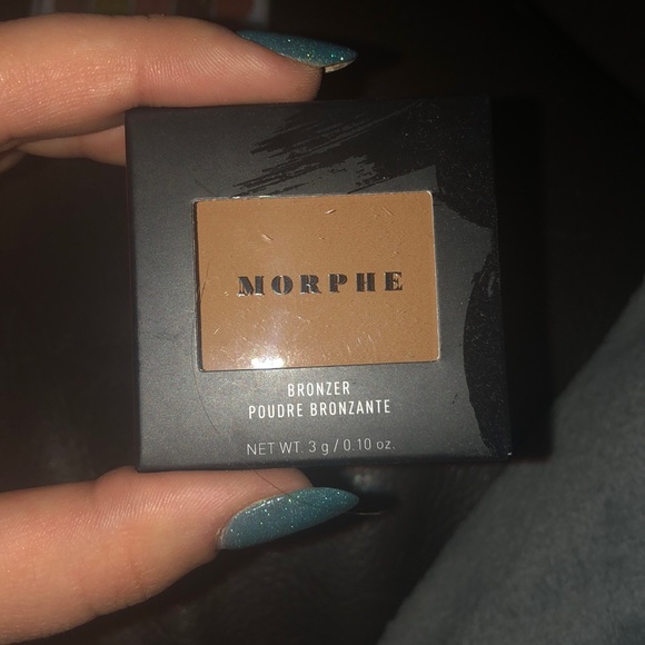 Makeup - Picture 4 of 6